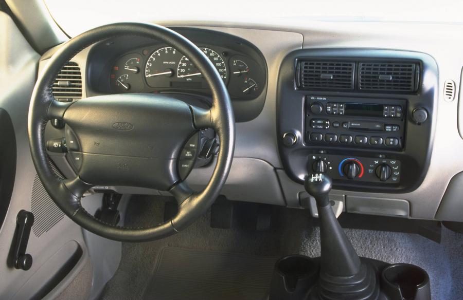  Ford Ranger America 1998 года  (фото 24 из 31)